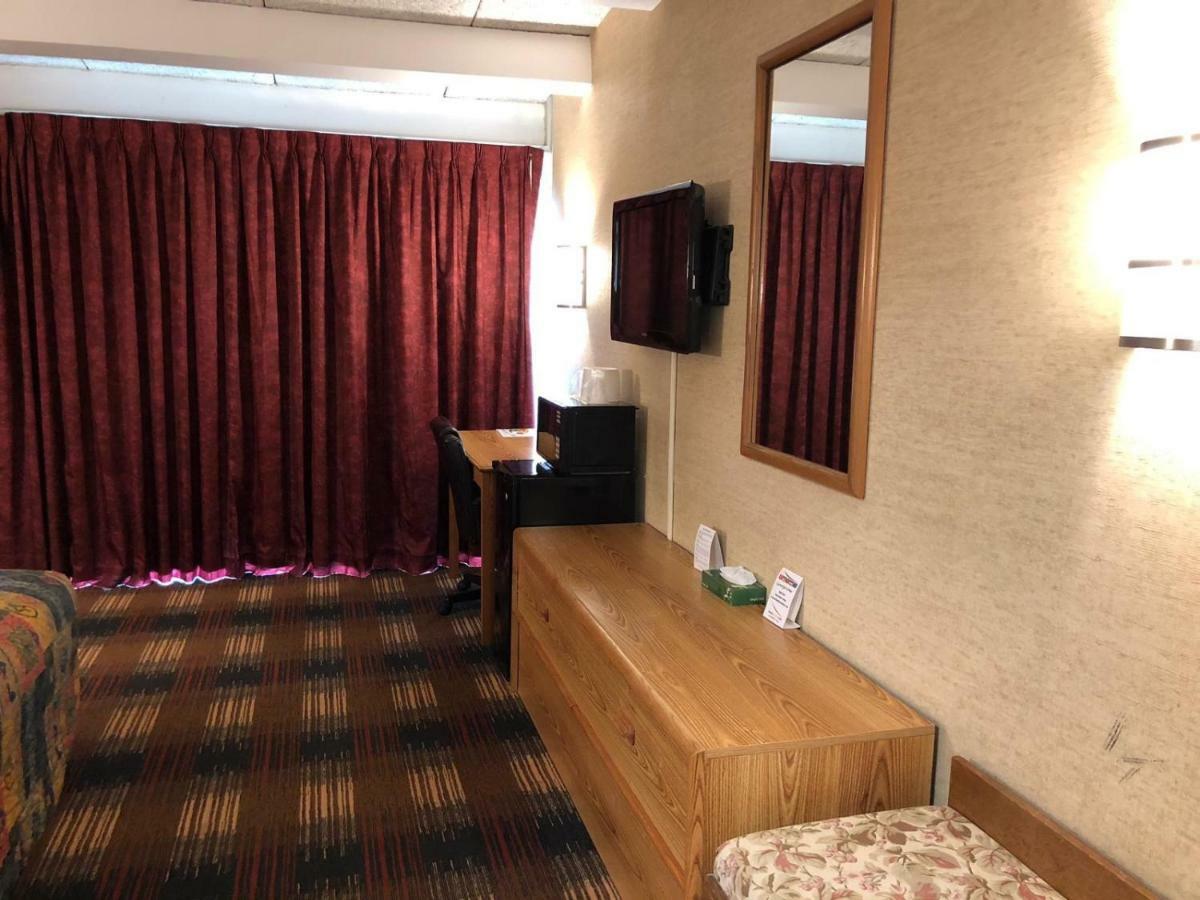 Red Carpet Inn Syracuse Airport North Syracuse Exterior foto