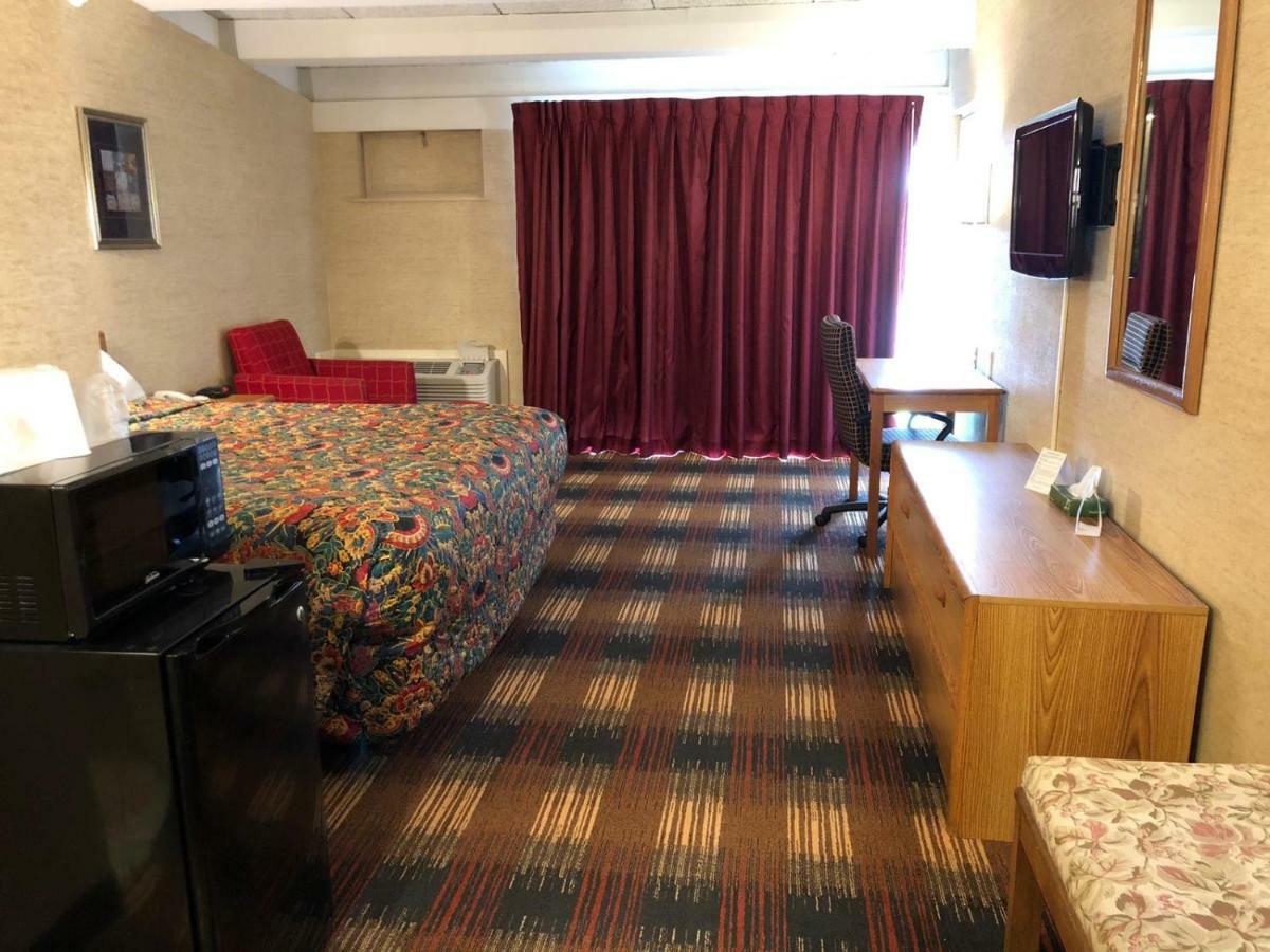Red Carpet Inn Syracuse Airport North Syracuse Exterior foto