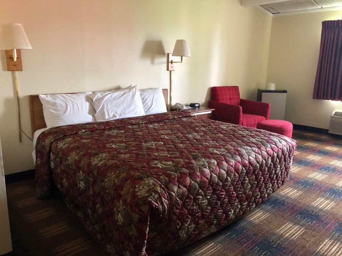 Red Carpet Inn Syracuse Airport North Syracuse Exterior foto