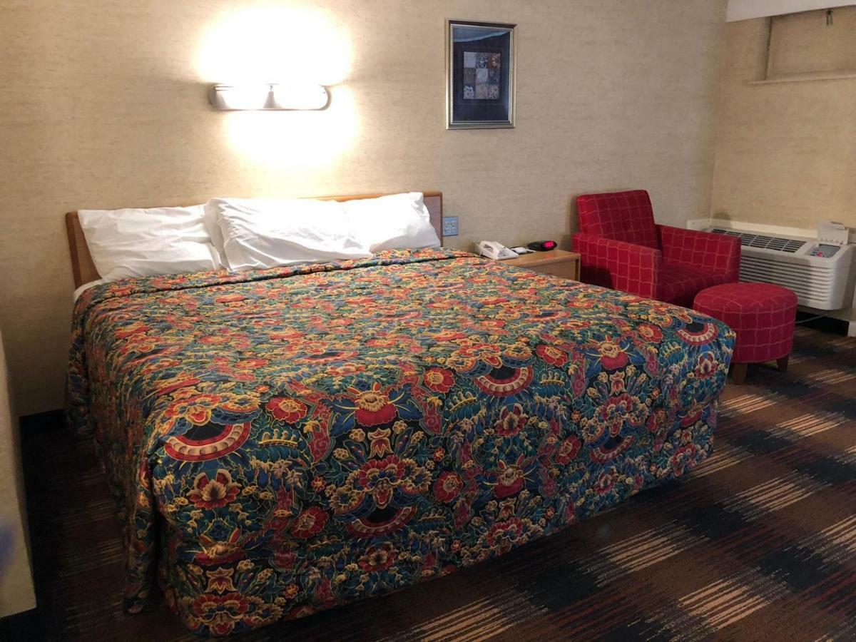 Red Carpet Inn Syracuse Airport North Syracuse Exterior foto